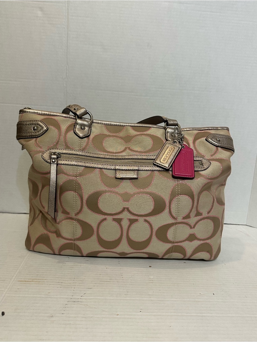 Coach??Daisy Outline Signature Metallic Pink Beige Emma Tote Shoulder Bag F23938